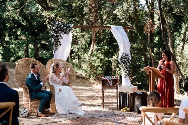 Cérémonie laïque de Chloé et Kevin au Domaine Robert à Rognes