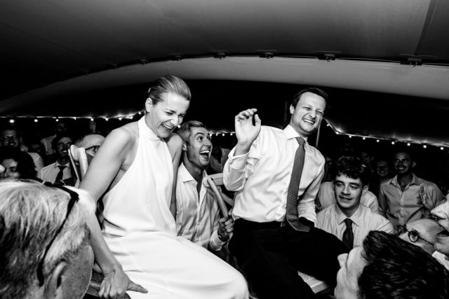 Fin de soirée sur la piste de danse, mariage de Margaux et Vincent à Brégançon