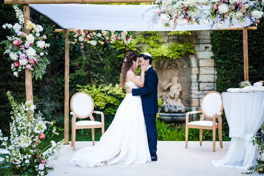 Mariage juif sous la houppa à la Bastide du Roy, Antibes